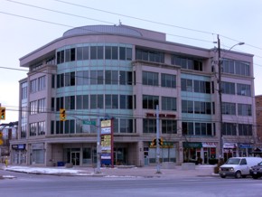 Central Park on Yonge Thornhill